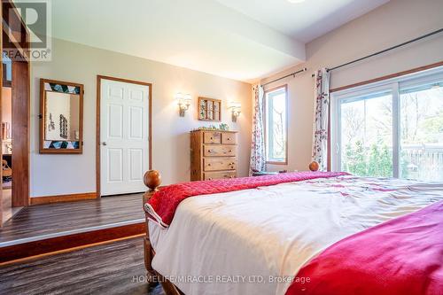 5 Hull Road, Strathroy-Caradoc, ON - Indoor Photo Showing Bedroom