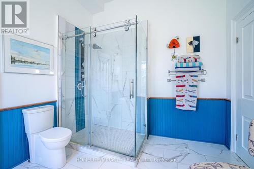 5 Hull Road, Strathroy-Caradoc, ON - Indoor Photo Showing Bathroom
