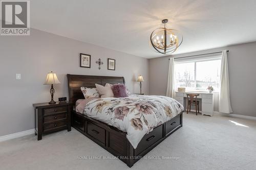 68 Swift Cres, Cambridge, ON - Indoor Photo Showing Bedroom