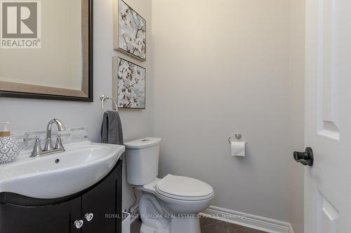 68 Swift Crescent, Cambridge, ON - Indoor Photo Showing Bathroom