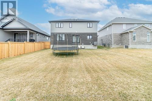 61 Royal Cres, St. Thomas, ON - Outdoor