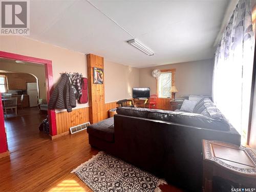 309 Railway Avenue, Livelong, SK - Indoor