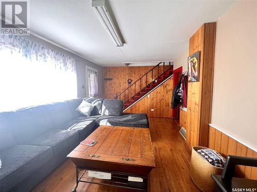 309 Railway Avenue, Livelong, SK - Indoor Photo Showing Living Room