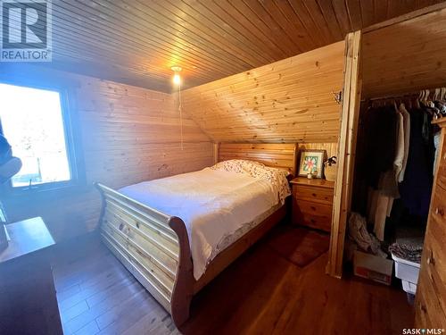 309 Railway Avenue, Livelong, SK - Indoor Photo Showing Bedroom