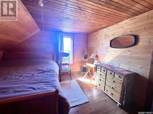 309 Railway Avenue, Livelong, SK - Indoor Photo Showing Bedroom