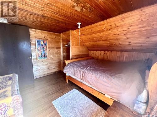 309 Railway Avenue, Livelong, SK - Indoor Photo Showing Bedroom