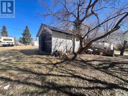 309 Railway Avenue, Livelong, SK - Outdoor