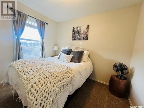 42 1275 South Railway Street E, Swift Current, SK - Indoor Photo Showing Bedroom
