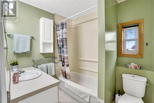 1248 Front Road North, Amherstburg, ON - Indoor Photo Showing Bathroom