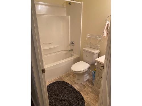 164 - 2100 13Th Street S, Cranbrook, BC - Indoor Photo Showing Bathroom