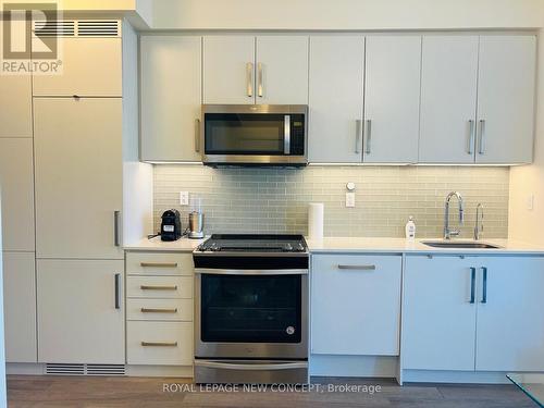 #1304 -5180 Yonge St, Toronto, ON - Indoor Photo Showing Kitchen With Upgraded Kitchen