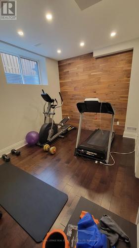1211 Pinegrove Road, Oakville, ON - Indoor Photo Showing Gym Room