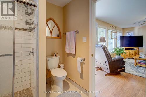 31 George St, Westport, ON - Indoor Photo Showing Bathroom