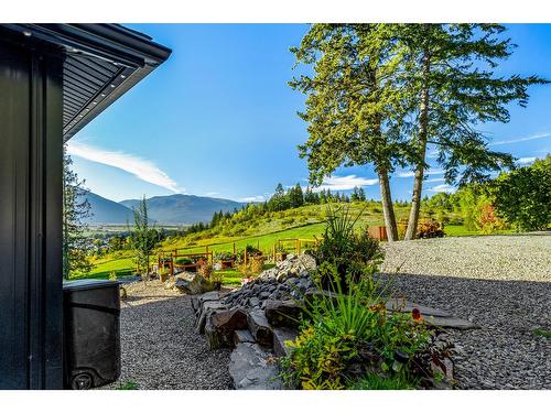1200 16Th Avenue N, Creston, BC - Outdoor With View