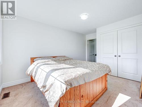 26 Skelton Street, Mono, ON - Indoor Photo Showing Bedroom