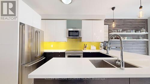 29 Mccartney Street, Toronto, ON - Indoor Photo Showing Kitchen With Upgraded Kitchen