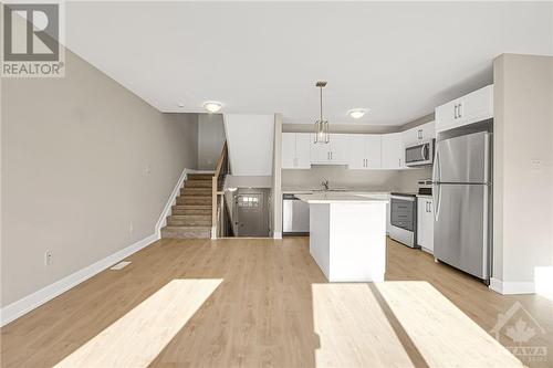 73 Whitcomb Crescent, Smiths Falls, ON - Indoor Photo Showing Kitchen