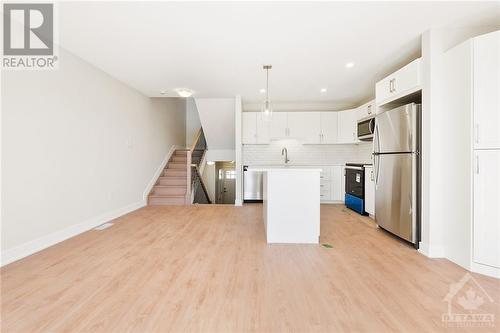 60 Staples Boulevard, Smiths Falls, ON - Indoor Photo Showing Kitchen