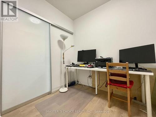#2501 -32 Forest Manor Rd, Toronto, ON - Indoor Photo Showing Office