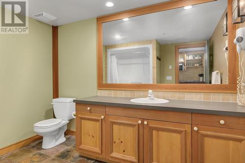 5275 Big White Road Unit# 309, Big White, BC - Indoor Photo Showing Bathroom
