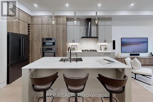 238 Harvie Ave, Toronto, ON - Indoor Photo Showing Kitchen With Upgraded Kitchen