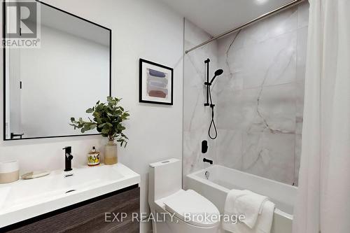 238 Harvie Ave, Toronto, ON - Indoor Photo Showing Bathroom