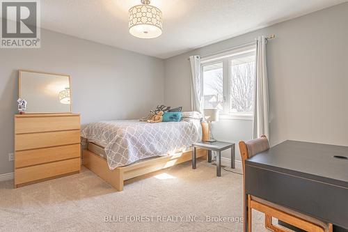 161 Wheeler Ave, Thames Centre, ON - Indoor Photo Showing Bedroom