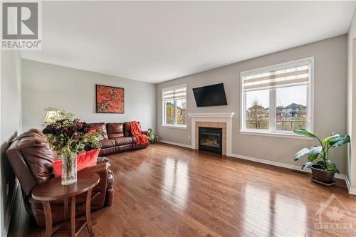 367 Andalusian Crescent, Ottawa, ON - Indoor Photo Showing Living Room With Fireplace