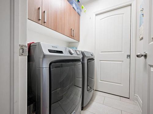 Salle de lavage - 204 Ch. De La Pinède, Piedmont, QC - Indoor Photo Showing Laundry Room