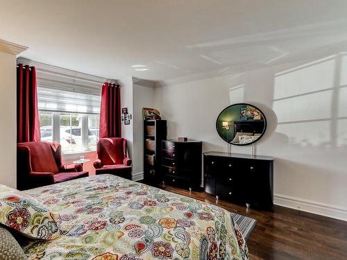 Master bedroom - 7-1205 Rue De La Diable, Mont-Tremblant, QC - Indoor Photo Showing Bedroom