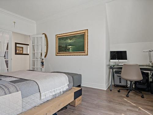 Chambre Ã Â coucher - 256 Ch. De La Pinède, Piedmont, QC - Indoor Photo Showing Bedroom
