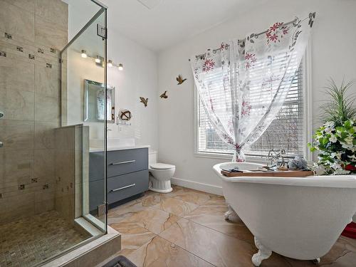 Salle de bains - 256 Ch. De La Pinède, Piedmont, QC - Indoor Photo Showing Bathroom