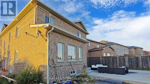 92 Kettlewell Cres, Brampton, ON - Outdoor With Exterior