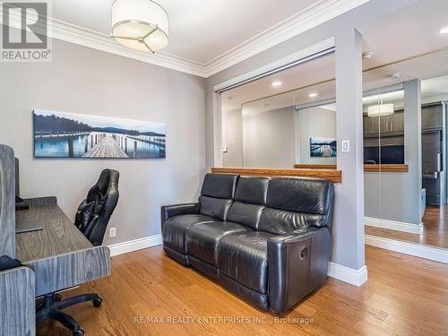 #310 -70 Port St E, Mississauga, ON - Indoor Photo Showing Other Room
