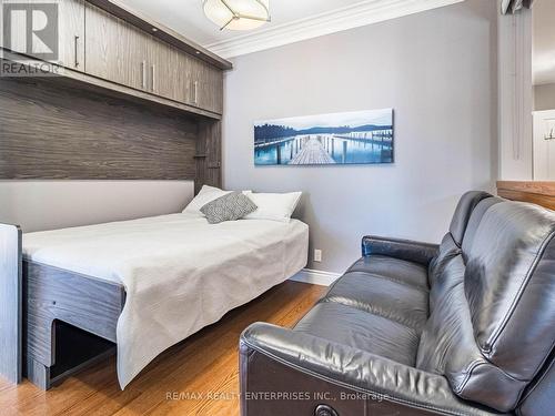 #310 -70 Port St E, Mississauga, ON - Indoor Photo Showing Bedroom