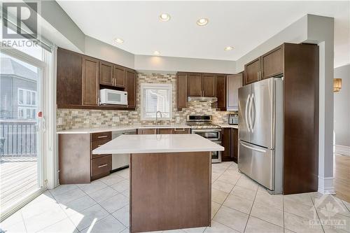 407 Fireweed Trail, Ottawa, ON - Indoor Photo Showing Kitchen With Stainless Steel Kitchen With Upgraded Kitchen