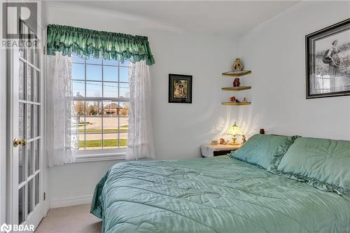 130 Victoria Avenue N, Lindsay, ON - Indoor Photo Showing Bedroom