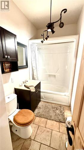 243 Ruby Drive, Hitchcock Bay, SK - Indoor Photo Showing Bathroom