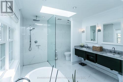 1231 Martins Blvd, Brampton, ON - Indoor Photo Showing Bathroom