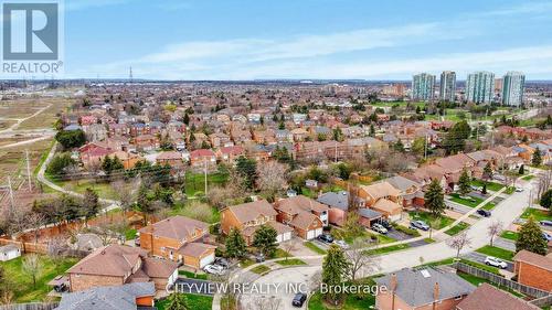 4448 Idlewilde Cres, Mississauga, ON - Outdoor With View