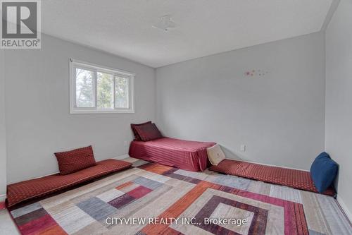 4448 Idlewilde Cres, Mississauga, ON - Indoor Photo Showing Bedroom