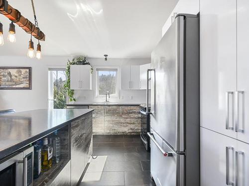 Kitchen - 101 Rue Du Hameau, Saint-Côme, QC - Indoor Photo Showing Kitchen With Upgraded Kitchen