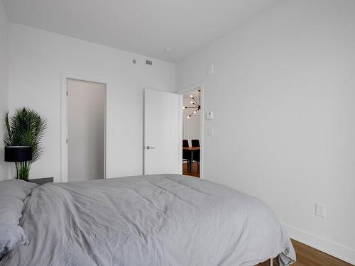 Chambre Ã Â coucher - 1421-2120 Rue Ste-Catherine E., Montréal (Ville-Marie), QC - Indoor Photo Showing Bedroom