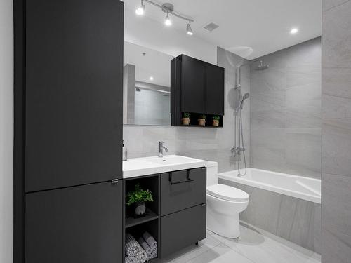 Salle de bains - 1421-2120 Rue Ste-Catherine E., Montréal (Ville-Marie), QC - Indoor Photo Showing Bathroom