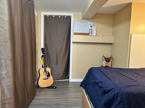 177 Nelson Street, Thunder Bay, ON - Indoor Photo Showing Bedroom