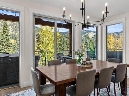 2424 Fairways Drive, Sun Peaks, BC - Indoor Photo Showing Dining Room