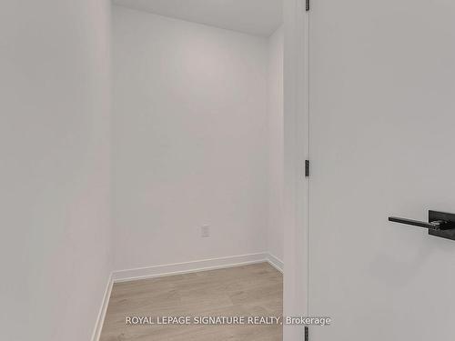 905-36 Zorra St, Toronto, ON -  Photo Showing Other Room