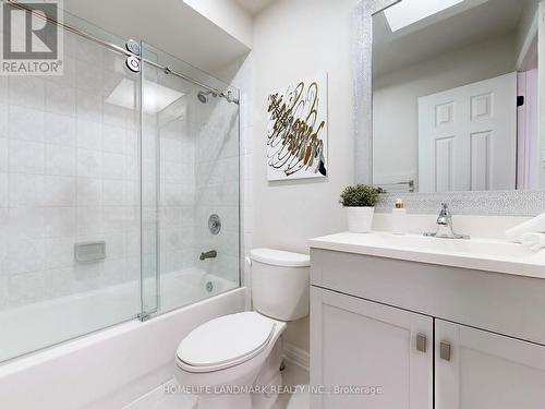 21 - 455 Apache Court, Mississauga, ON - Indoor Photo Showing Bathroom
