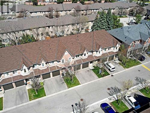 21 - 455 Apache Court, Mississauga, ON - Outdoor
