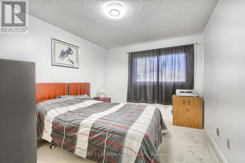 44 Bashford Rd, Ajax, ON - Indoor Photo Showing Bedroom